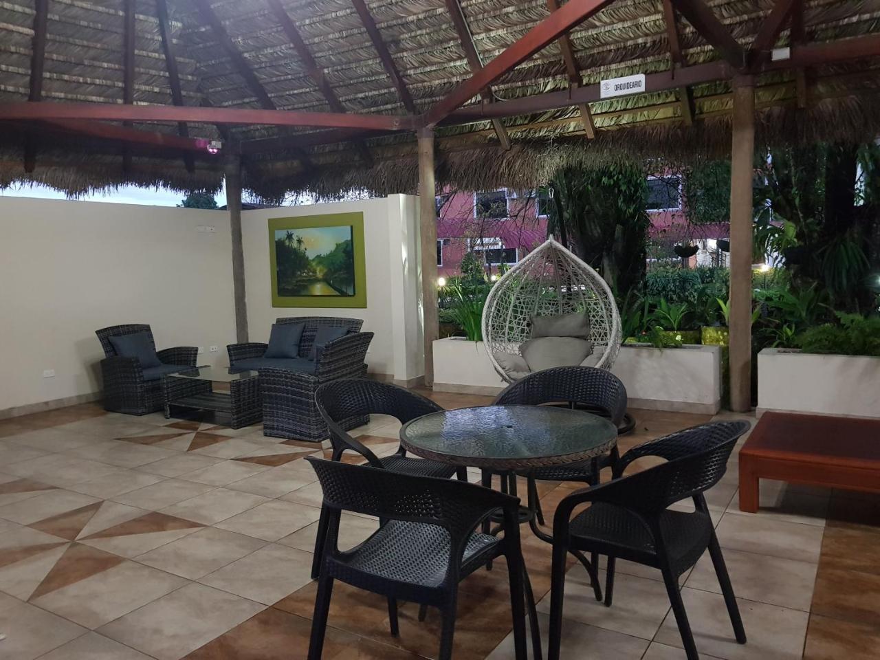 Gran Hotel De Lago - Lago Agrio Nueva Loja Exterior foto